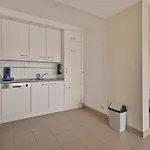 De Roos 6b Garage 2 Daire