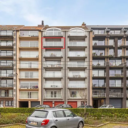 De Roos 6b Garage 2 Apartment *