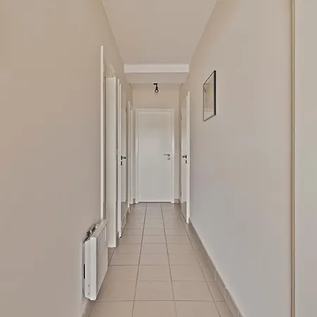 Apartment De Roos 6b Garage 2